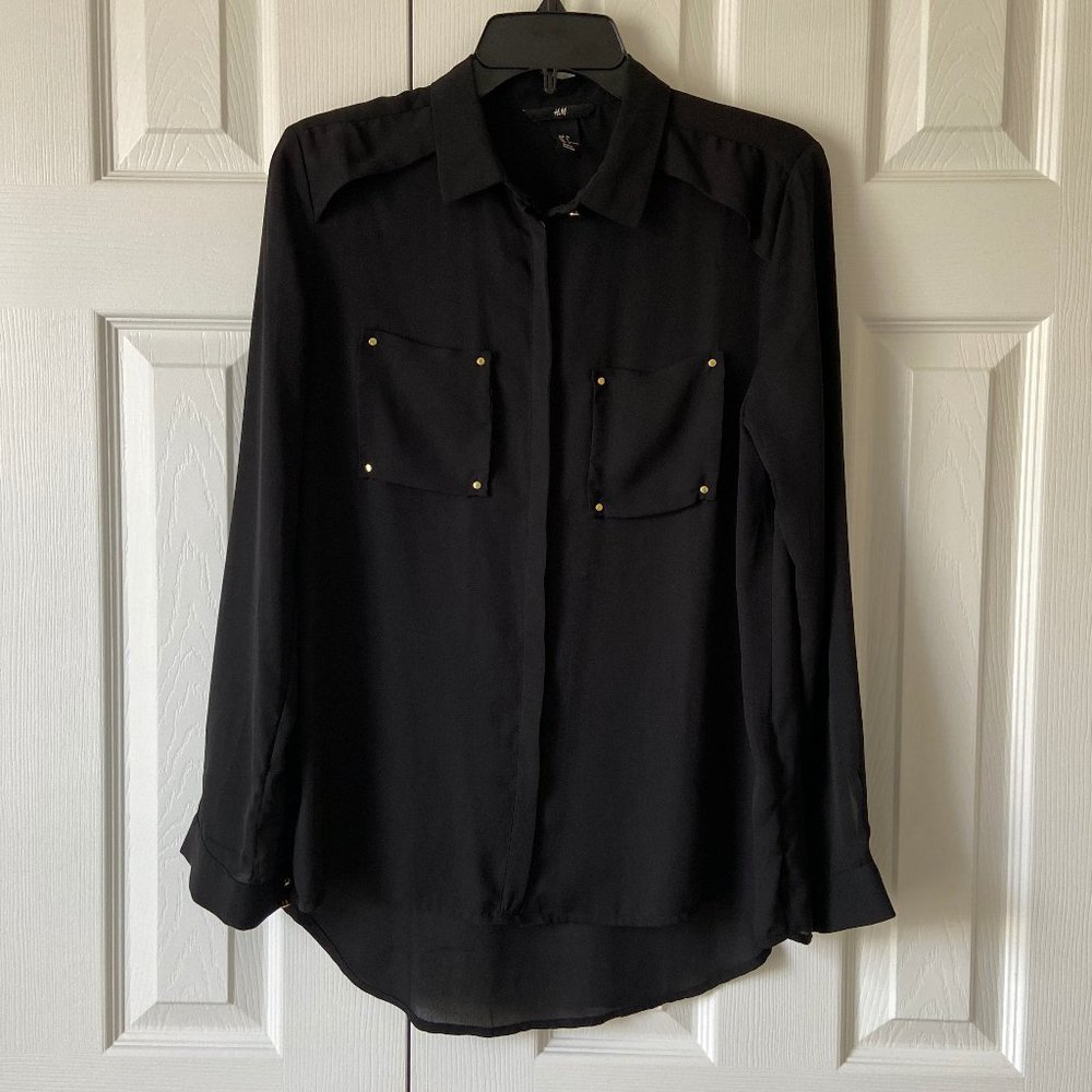 H&M Long Sleeve Button Down Blouse